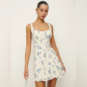 NWT Reformation Valencio Dress - SIZE 0/XS